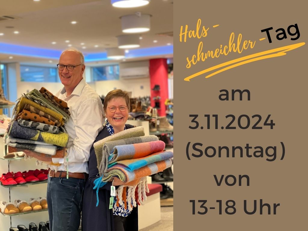 Marlies und Thomas Hüser präsentieren die neuen Tücher zum Halsschmeichler Tag