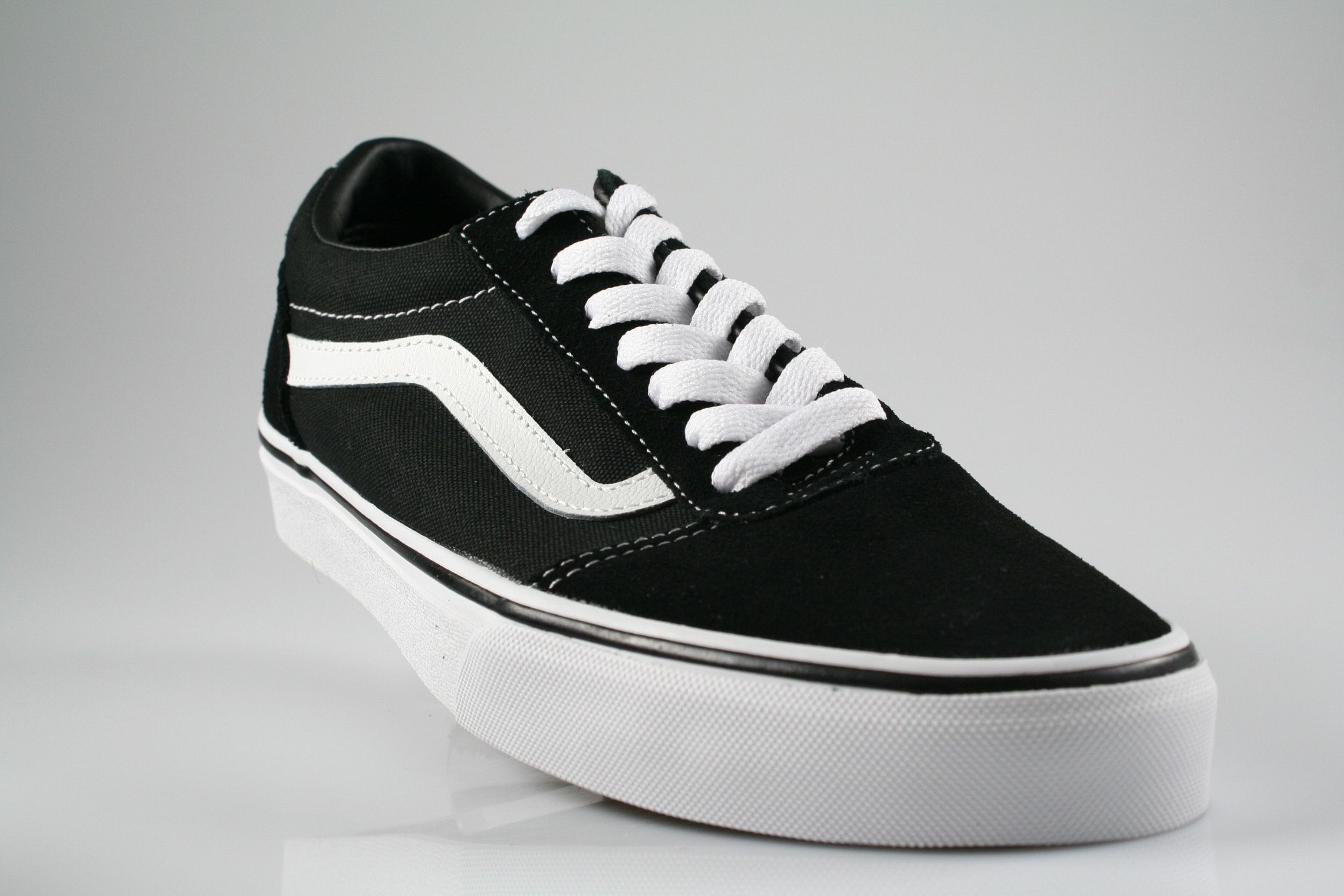 VANS - Ward